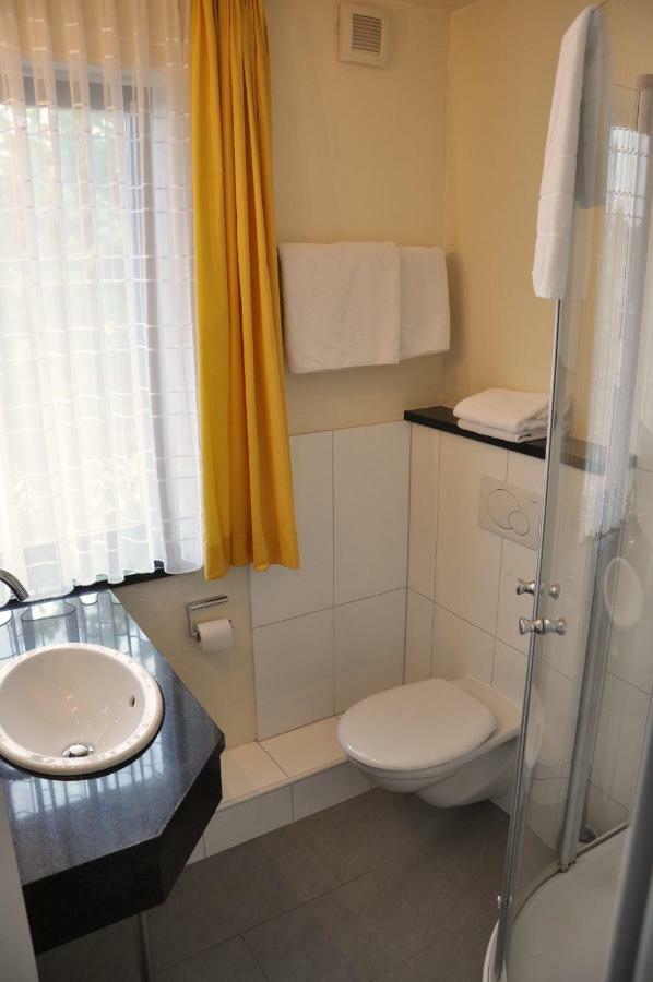 Effelder Buergerstube Hotel Wassenberg Kültér fotó